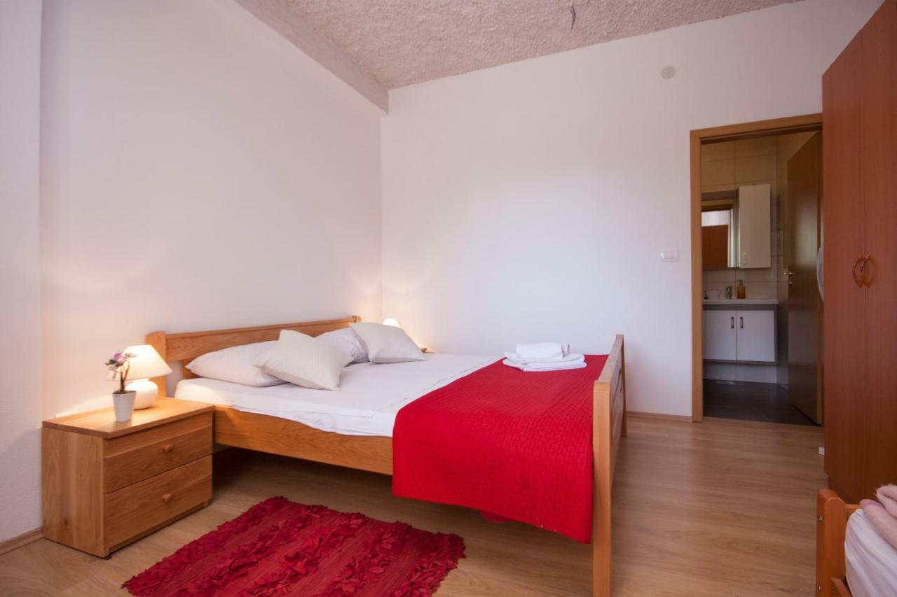 Rooms Katarina Lozovac Exterior photo
